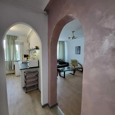 Ana Luxury Apartment